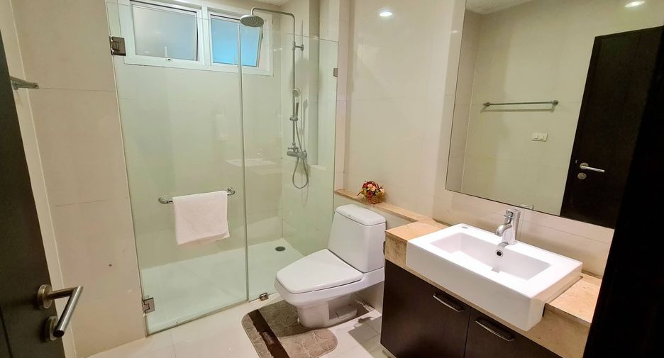 À louer 2 chambres appartement à Watthana, Bangkok
