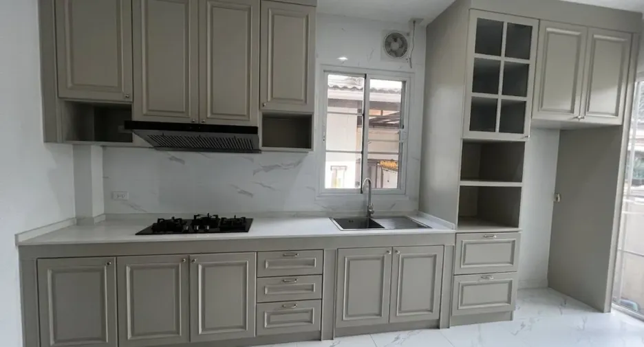 Продажа и аренда 4 спальни дом в Талинг Чан, Бангкок