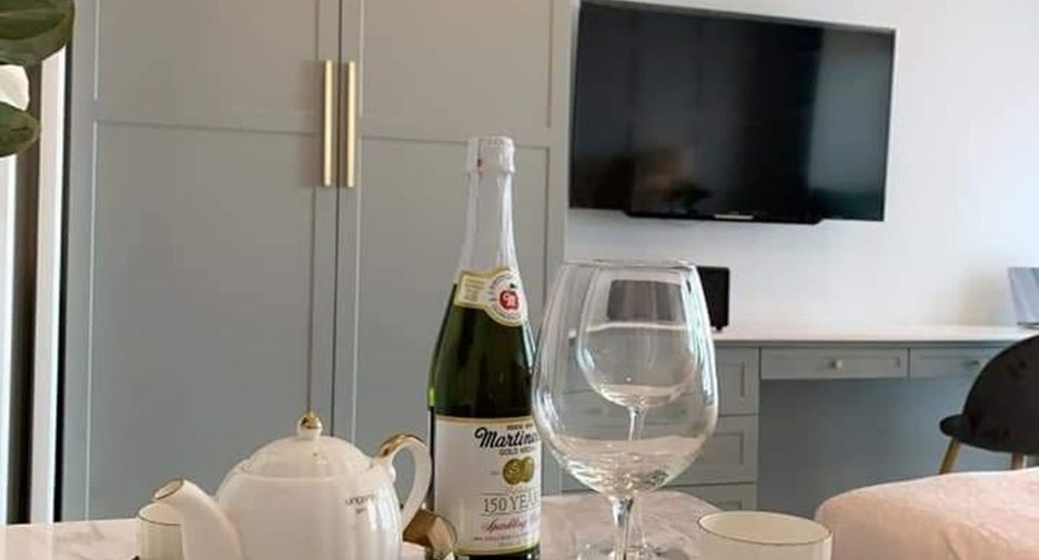 For rent studio condo in Pathum Wan, Bangkok