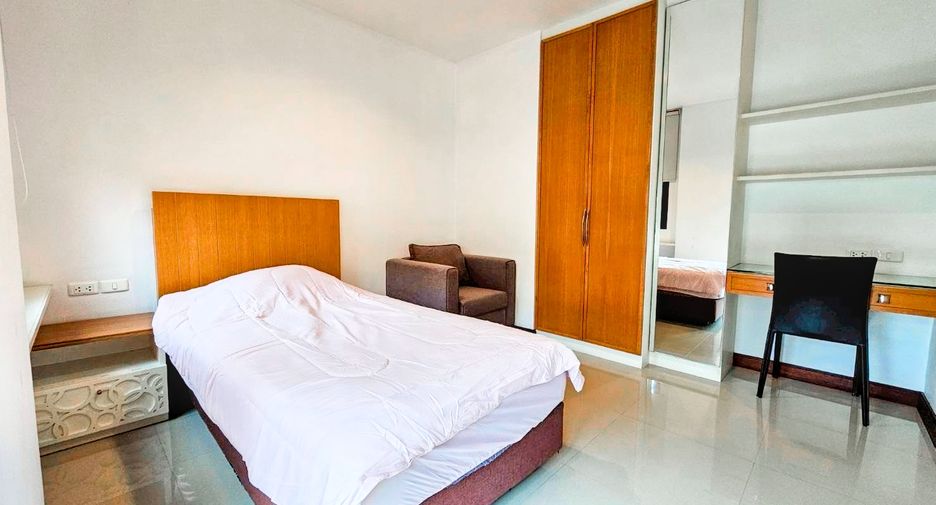 Condo en alquiler de 3 habitaciones en Watthana, Bangkok