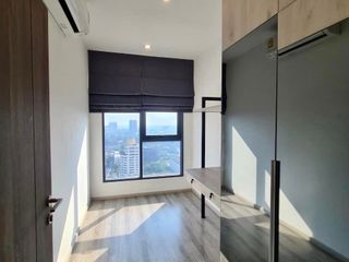 Condo en alquiler de 1 habitaciones en Bang Na, Bangkok