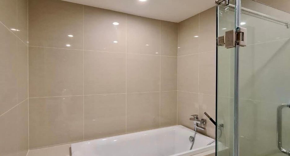 For rent 1 bed condo in Bang Na, Bangkok