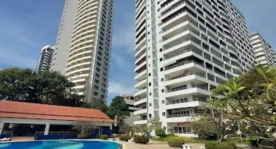 For sale studio condo in Pratumnak, Pattaya