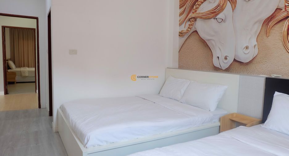 For rent and for sale 7 bedrooms house in Jomtien, Pattaya
