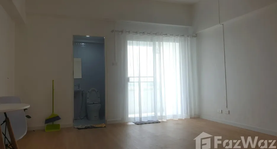 For sale studio condo in Mueang Nonthaburi, Nonthaburi