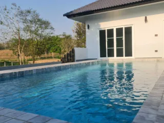 For sale 3 bedrooms villa in Mueang Chiang Rai, Chiang Rai