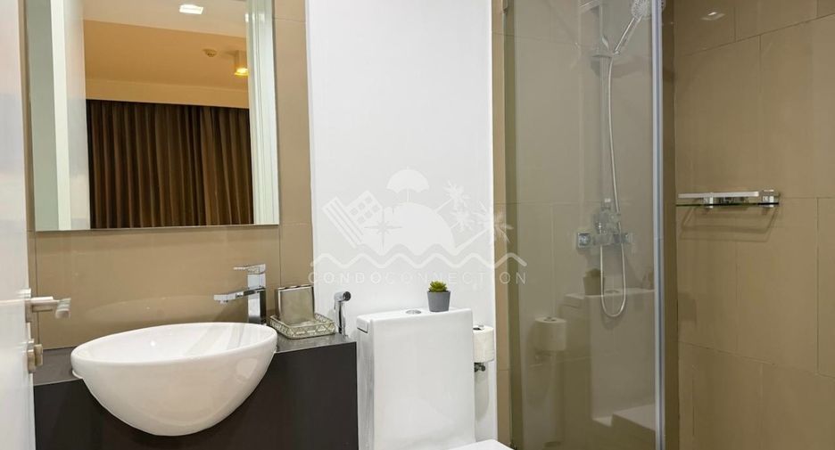 For sale そして for rent 2 ベッドルーム condo in Pratumnak, Pattaya