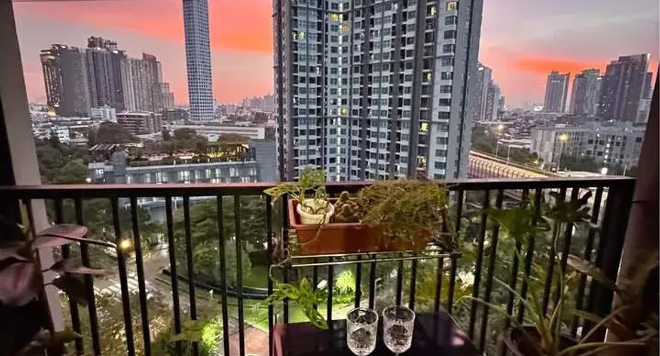 Condo en alquiler de 1 habitaciones en Watthana, Bangkok
