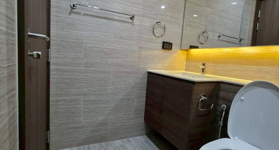 For sale and for rent 2 bedrooms condo in Bang Na, Bangkok