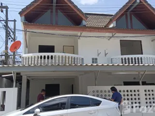 For rent 3 bedrooms townhouse in Kathu, Phuket