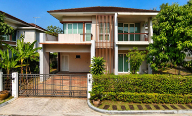 For sale and for rent 3 bedrooms house in Phasi Charoen, Bangkok