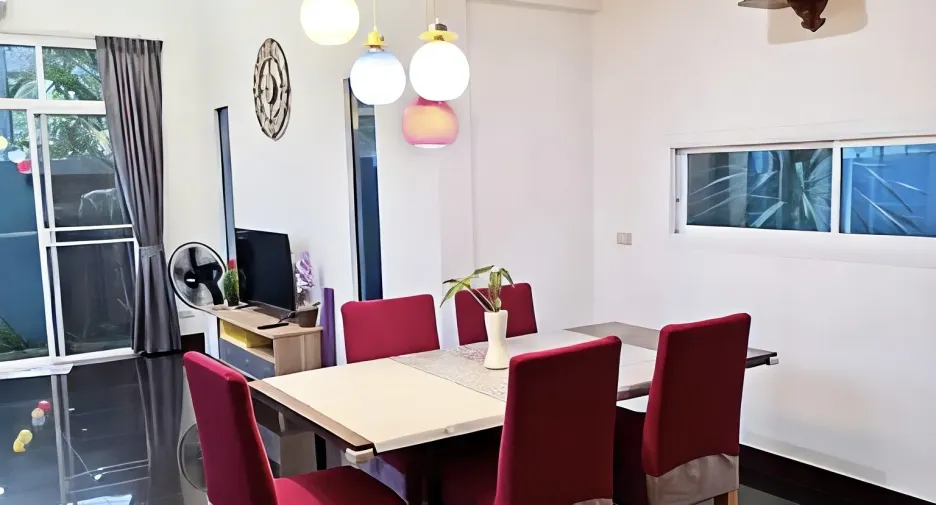 Villa en alquiler de 4 habitaciones en Thalang, Phuket