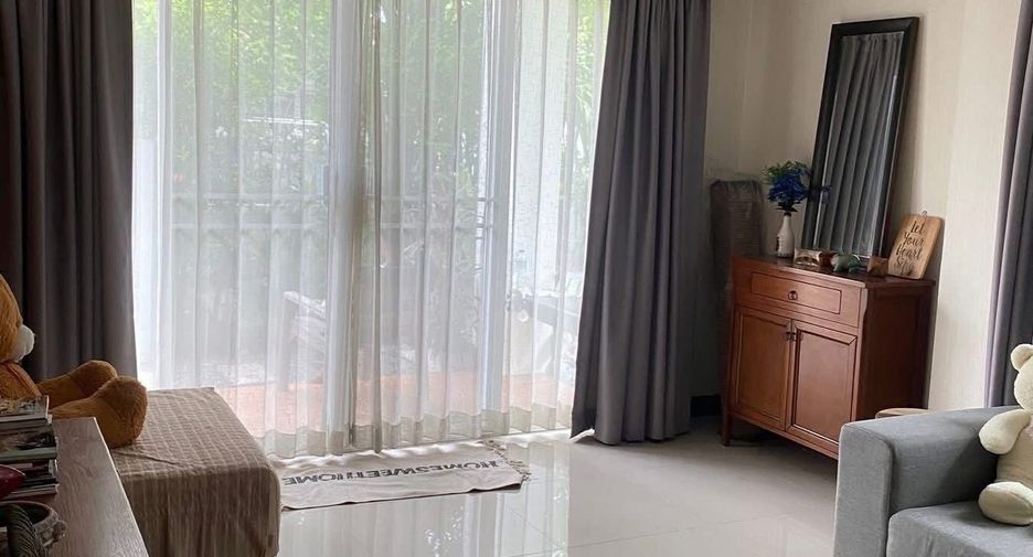 Casa en alquiler de 3 habitaciones en Don Mueang, Bangkok