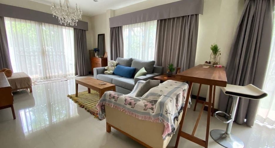 Casa en alquiler de 3 habitaciones en Don Mueang, Bangkok