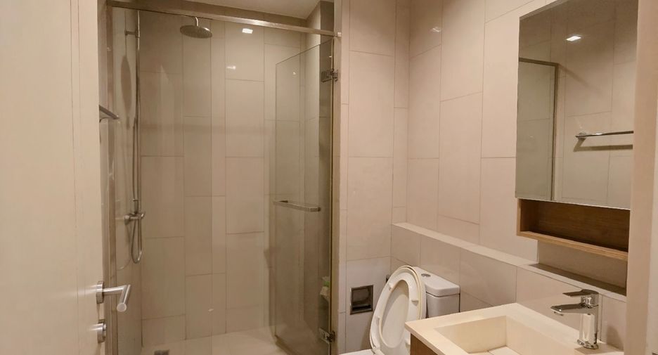 For sale 1 bed condo in Watthana, Bangkok