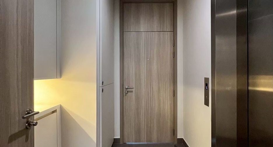 For sale 1 bed condo in Pathum Wan, Bangkok