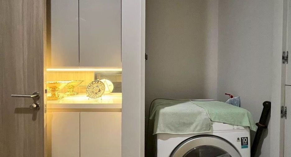For sale 1 bed condo in Pathum Wan, Bangkok