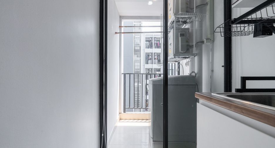 À vendre 1 chambre condo à Phra Khanong, Bangkok