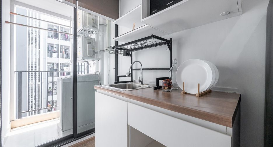 À vendre 1 chambre condo à Phra Khanong, Bangkok