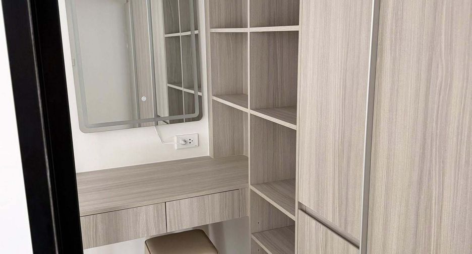 For rent 1 bed condo in Mueang Samut Prakan, Samut Prakan