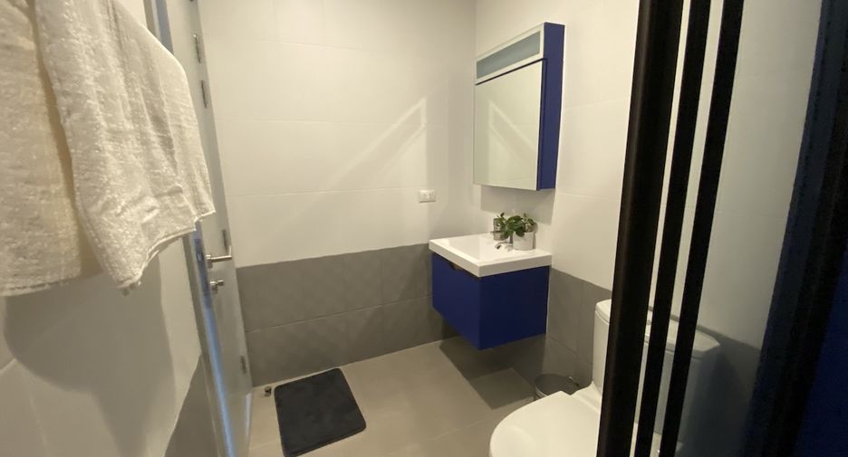 For sale 2 bedrooms condo in Watthana, Bangkok