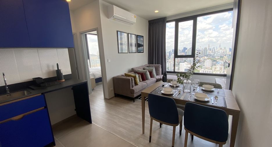 For sale 2 bedrooms condo in Watthana, Bangkok