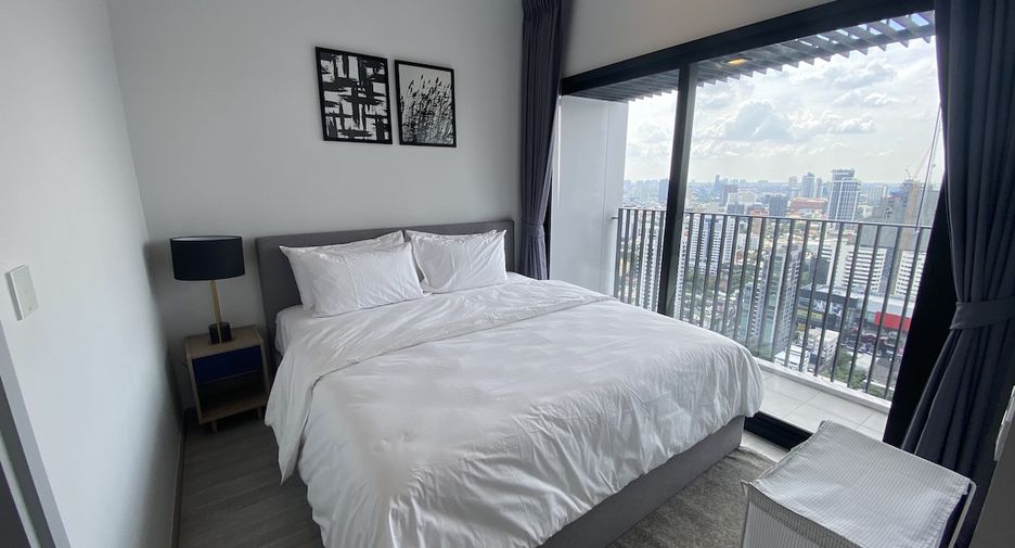 For sale 2 bedrooms condo in Watthana, Bangkok