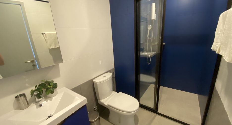For sale 2 bedrooms condo in Watthana, Bangkok