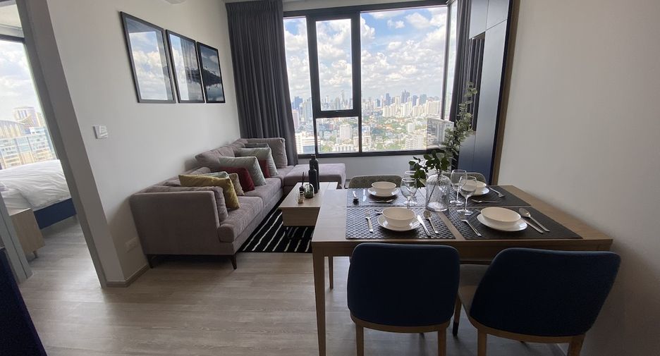 For sale 2 bedrooms condo in Watthana, Bangkok