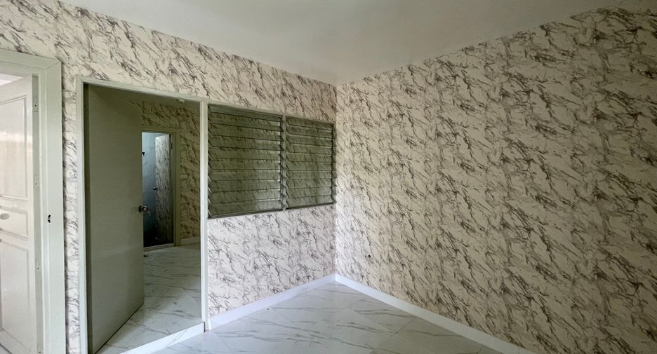 Condo en venta de 4 habitaciones en Watthana, Bangkok