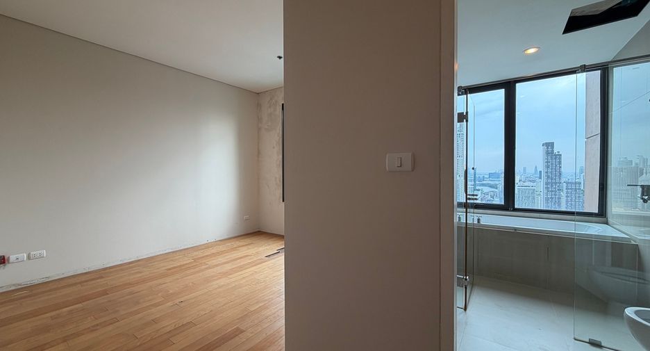 ขาย 5 ห้องนอน คอนโด ใน วัฒนา, กรุงเทพฯ