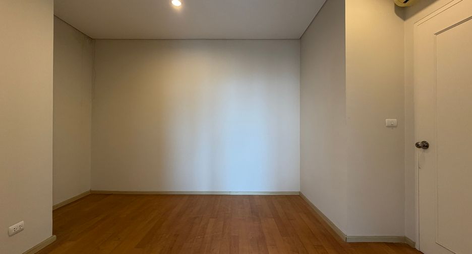 ขาย 5 ห้องนอน คอนโด ใน วัฒนา, กรุงเทพฯ