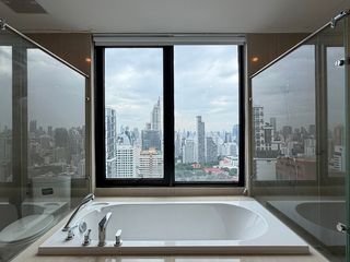 Condo en venta de 5 habitaciones en Watthana, Bangkok