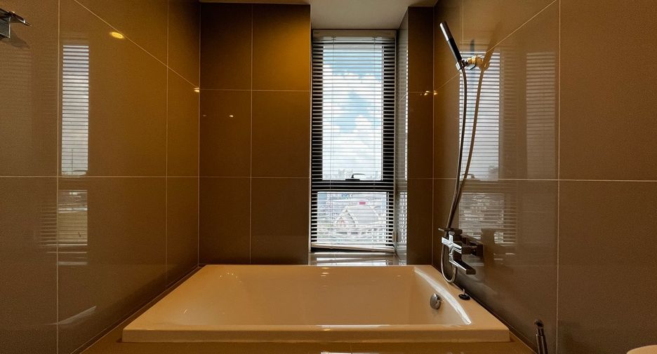 Condo en venta de 2 habitaciones en Watthana, Bangkok