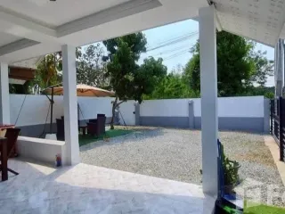 Haus zur Miete mit 3 Zimmer in Bang Lamung, Chonburi