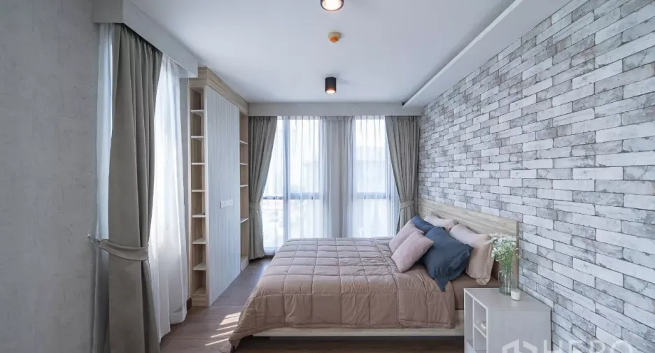 For rent and for sale 3 bedrooms condo in Phra Khanong, Bangkok