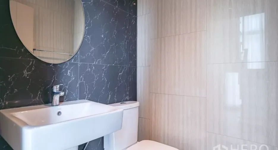 For rent and for sale 3 bedrooms condo in Phra Khanong, Bangkok