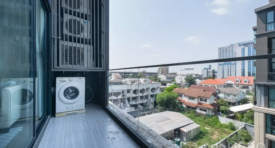 For rent and for sale 3 bedrooms condo in Phra Khanong, Bangkok