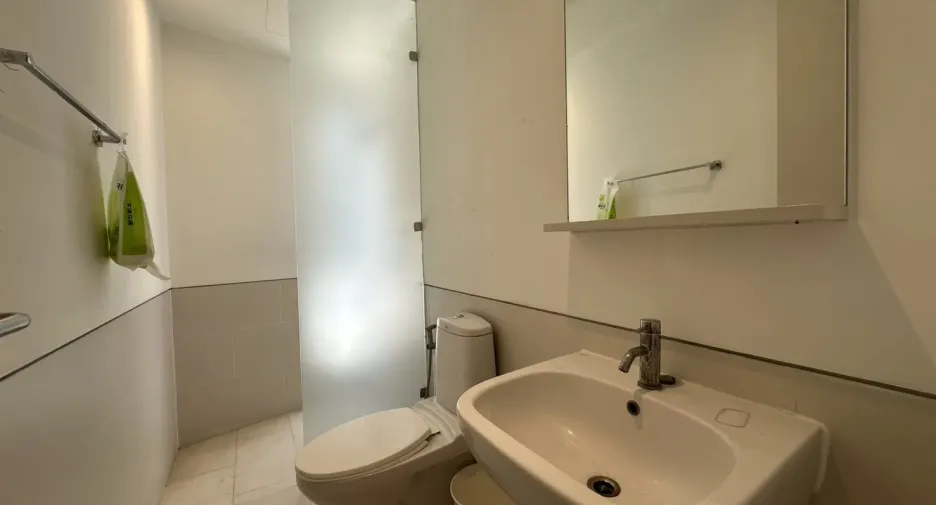 For rent office in Phra Khanong, Bangkok