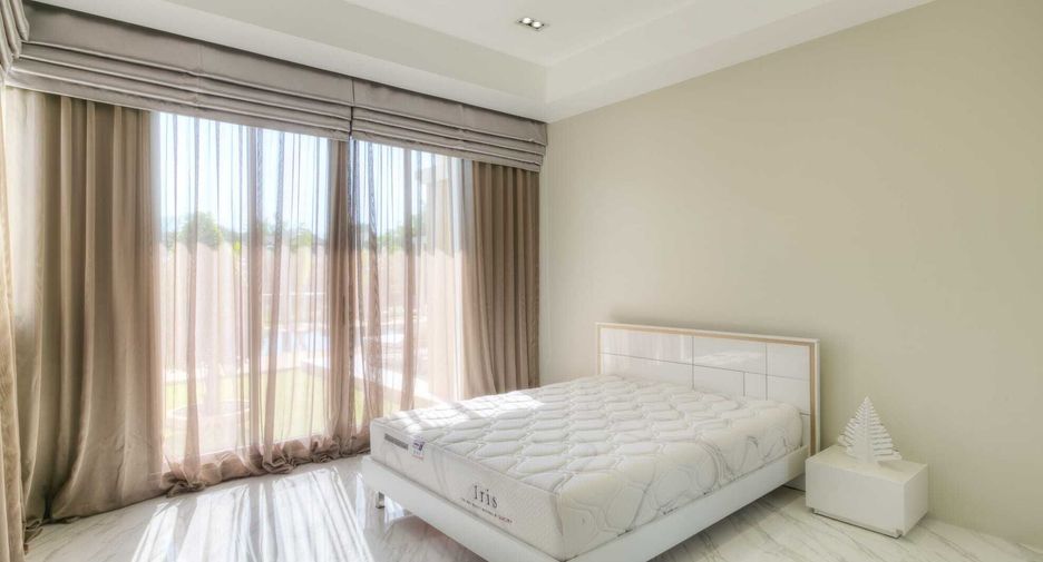 Villa en venta de 4 habitaciones en Thalang, Phuket