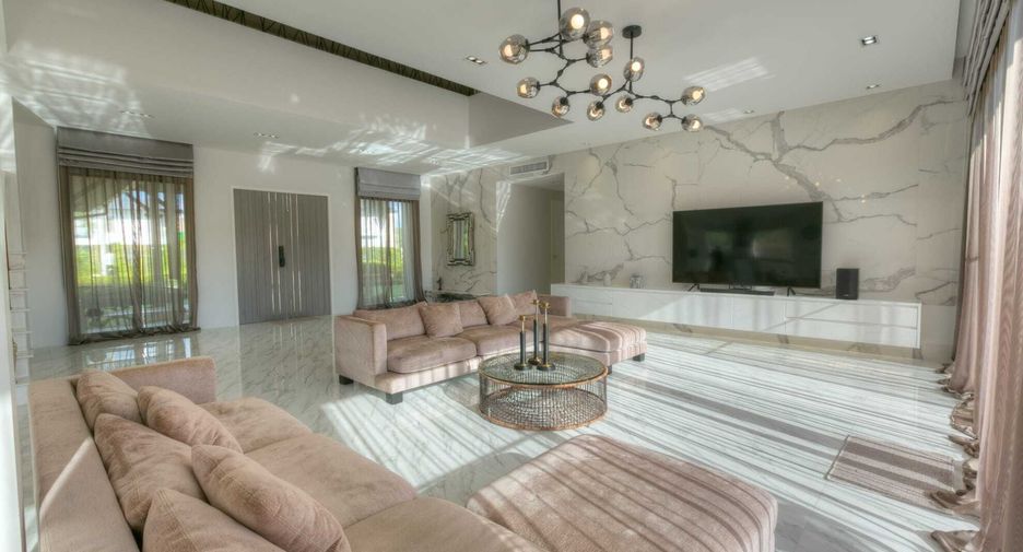 Villa en venta de 4 habitaciones en Thalang, Phuket