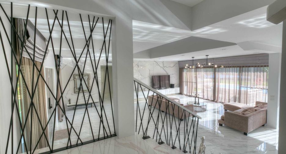 Villa en venta de 4 habitaciones en Thalang, Phuket