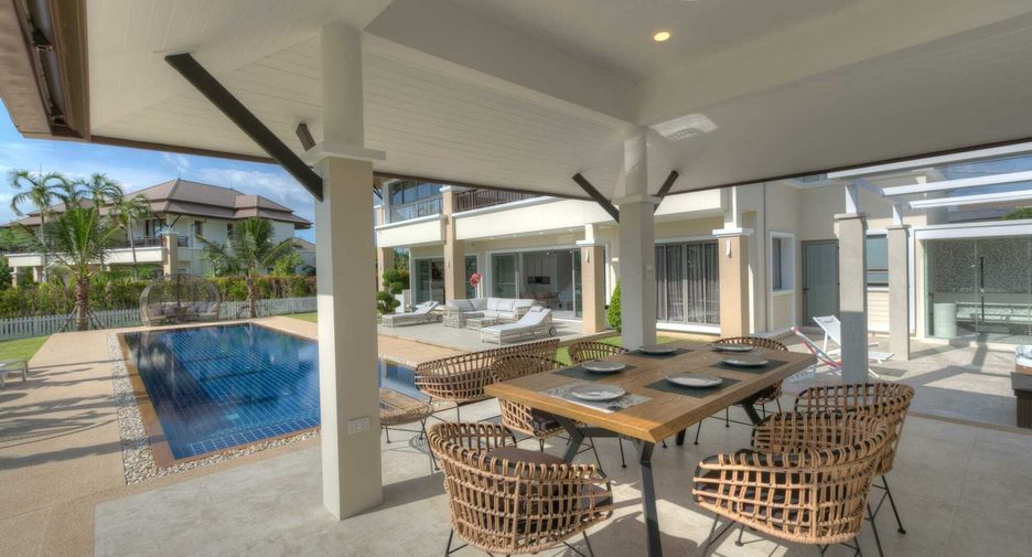 Villa en venta de 4 habitaciones en Thalang, Phuket