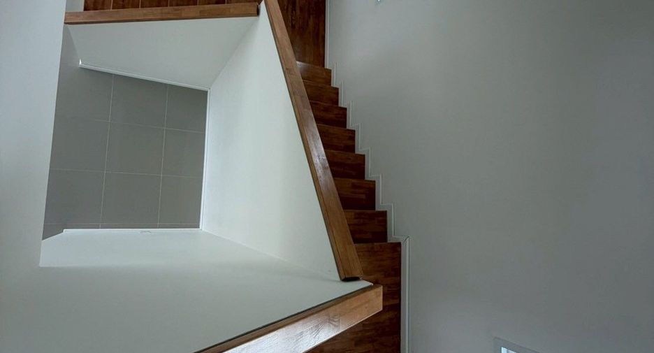 Haus zum Kauf mit 3 Zimmer in Bang Lamung, Chonburi