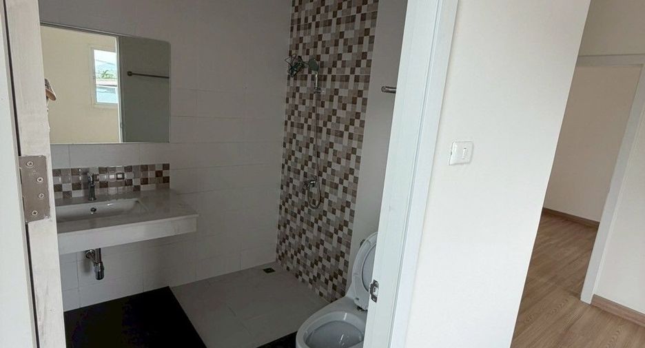 Haus zum Kauf mit 3 Zimmer in Bang Lamung, Chonburi