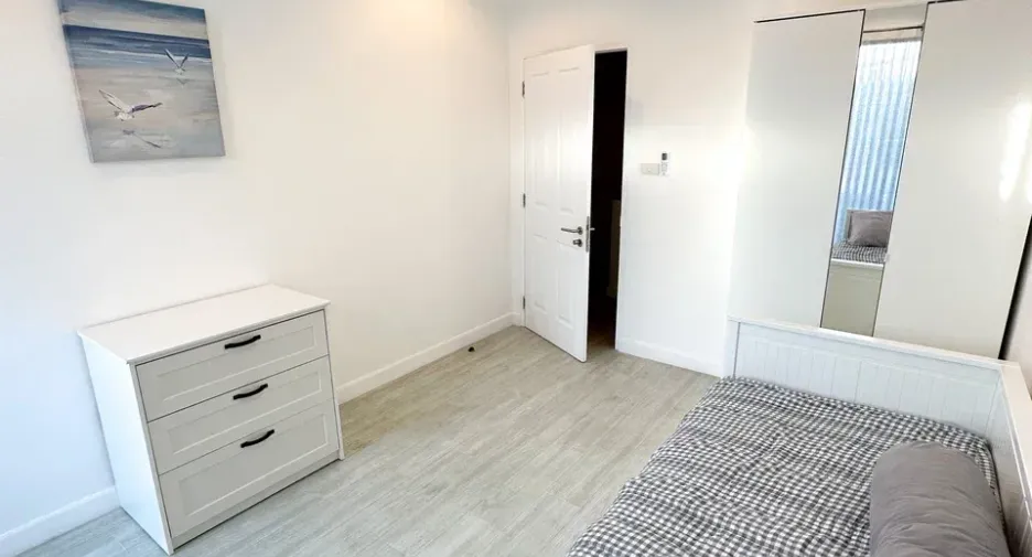 For sale and for rent 3 bedrooms townhouse in Thalang, Phuket