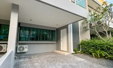 Casa adosada en venta y en alquiler de 3 habitaciones en Thalang, Phuket