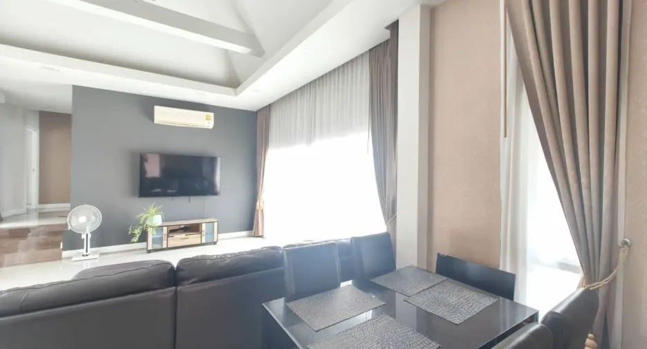 For rent 2 bedrooms villa in Sattahip, Chonburi