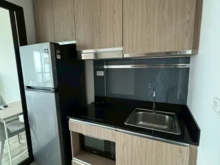 For rent 1 bed condo in Mueang Samut Prakan, Samut Prakan