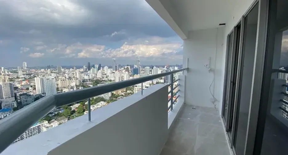 出租 4 卧室 公寓 在 Khlong Toei, 曼谷